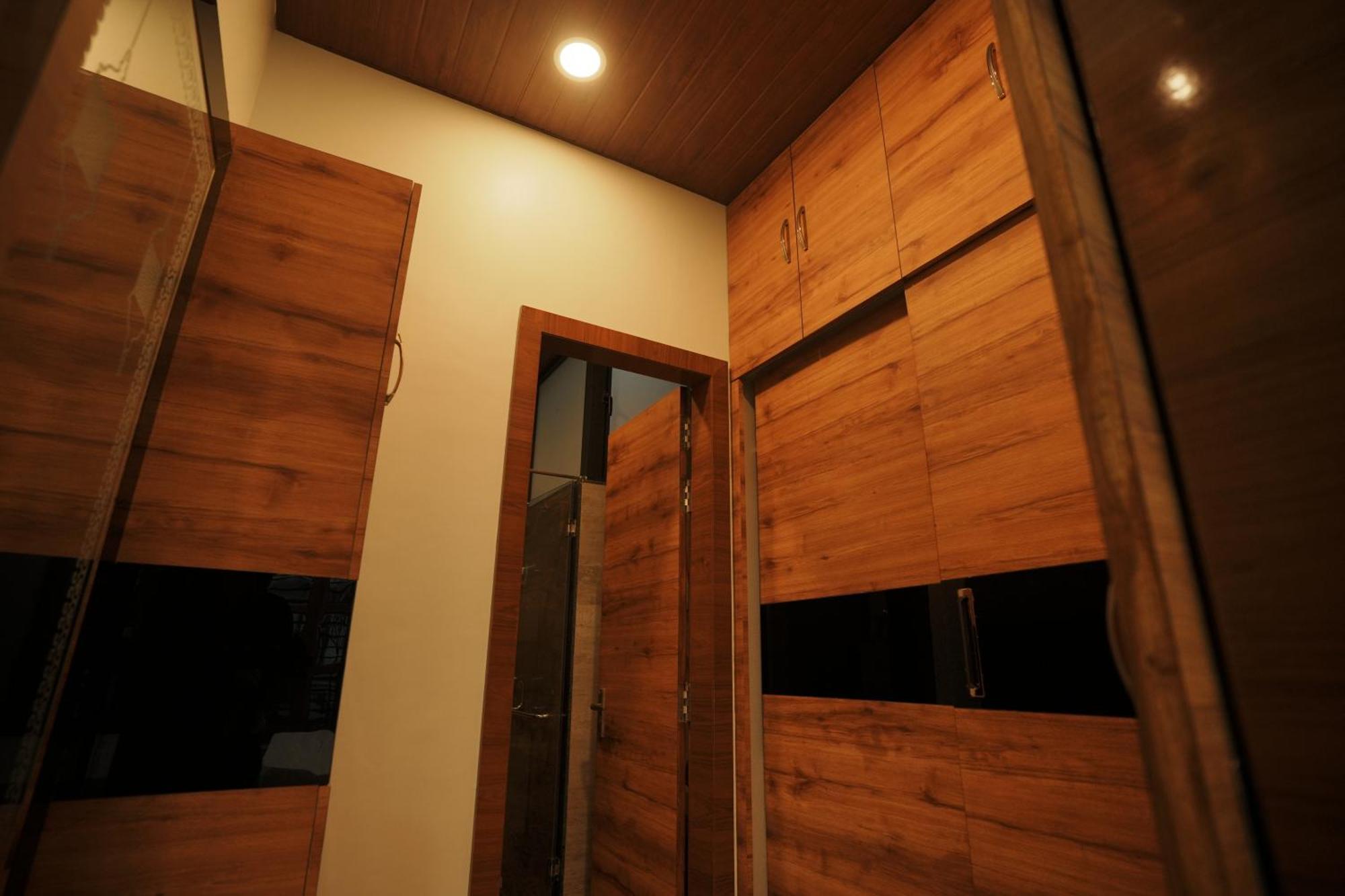 Amritam Palace A Luxury Ac Home Stay Ringas Exterior photo