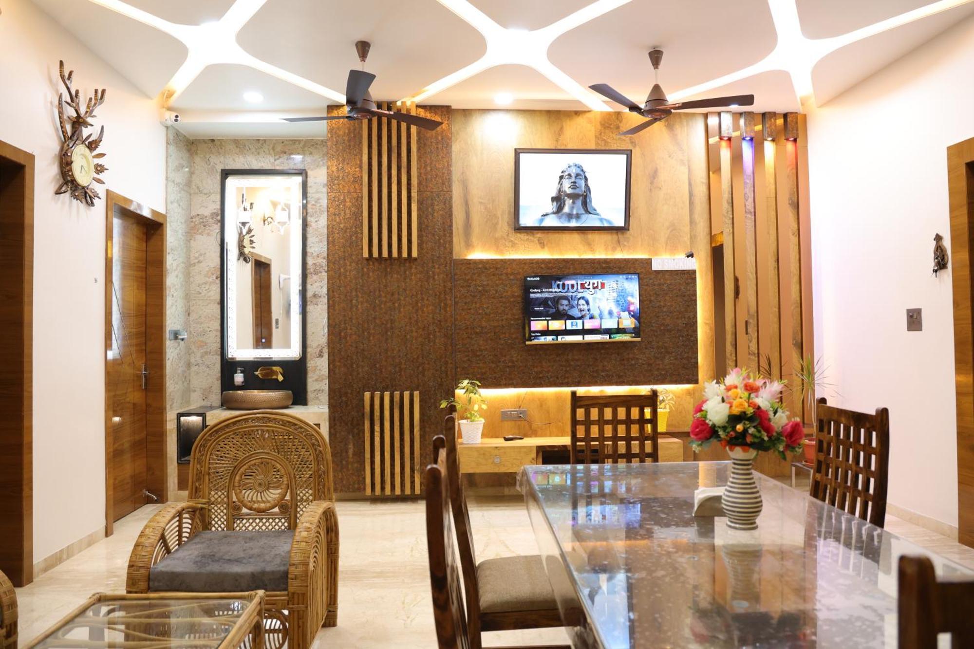 Amritam Palace A Luxury Ac Home Stay Ringas Exterior photo