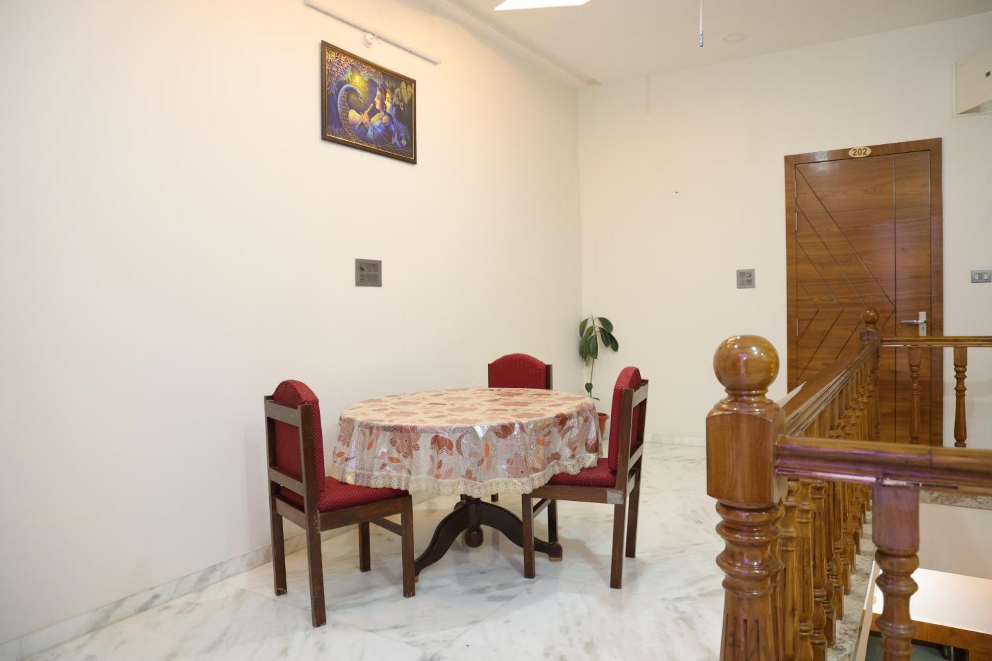 Amritam Palace A Luxury Ac Home Stay Ringas Exterior photo