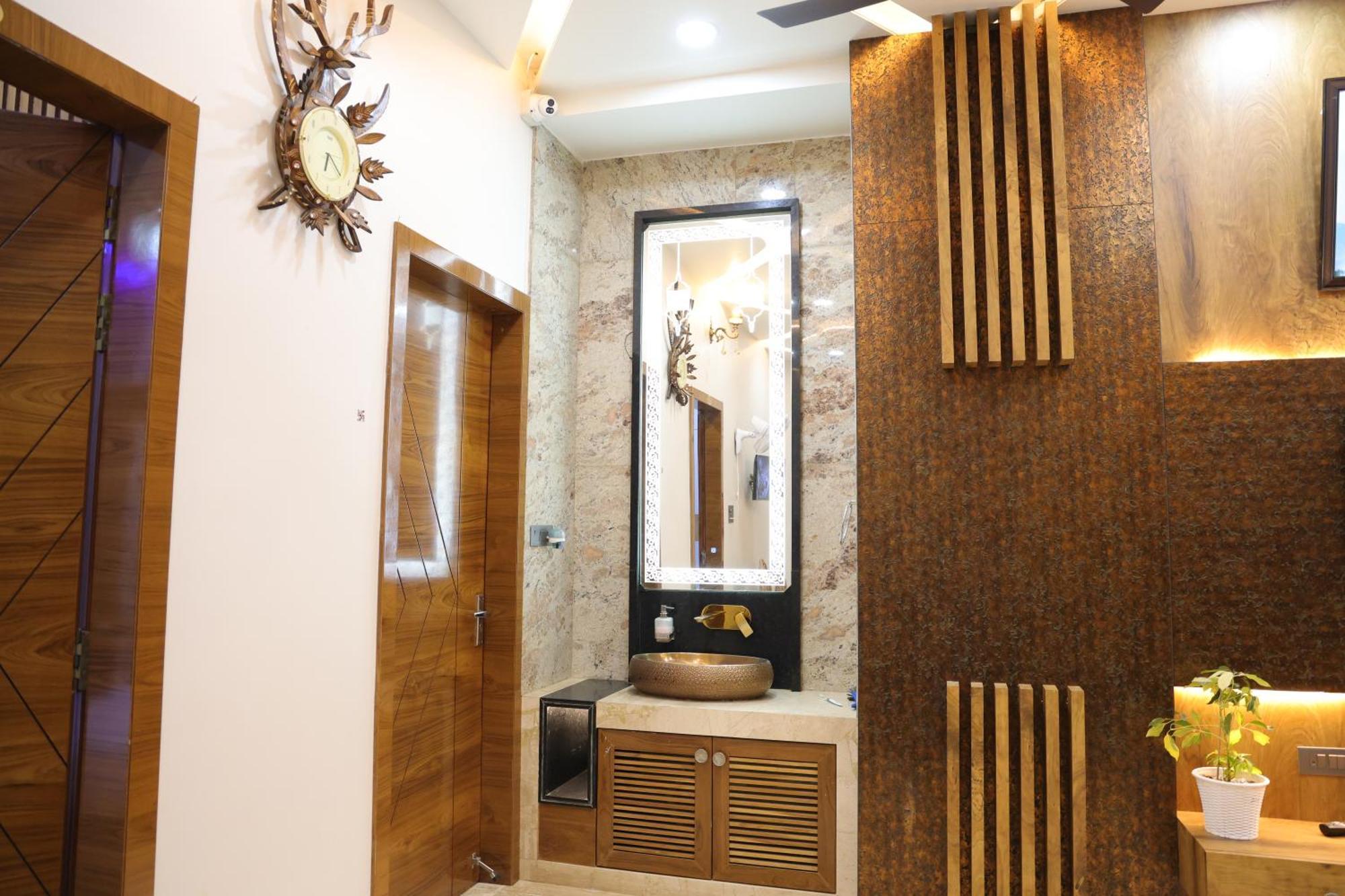 Amritam Palace A Luxury Ac Home Stay Ringas Exterior photo