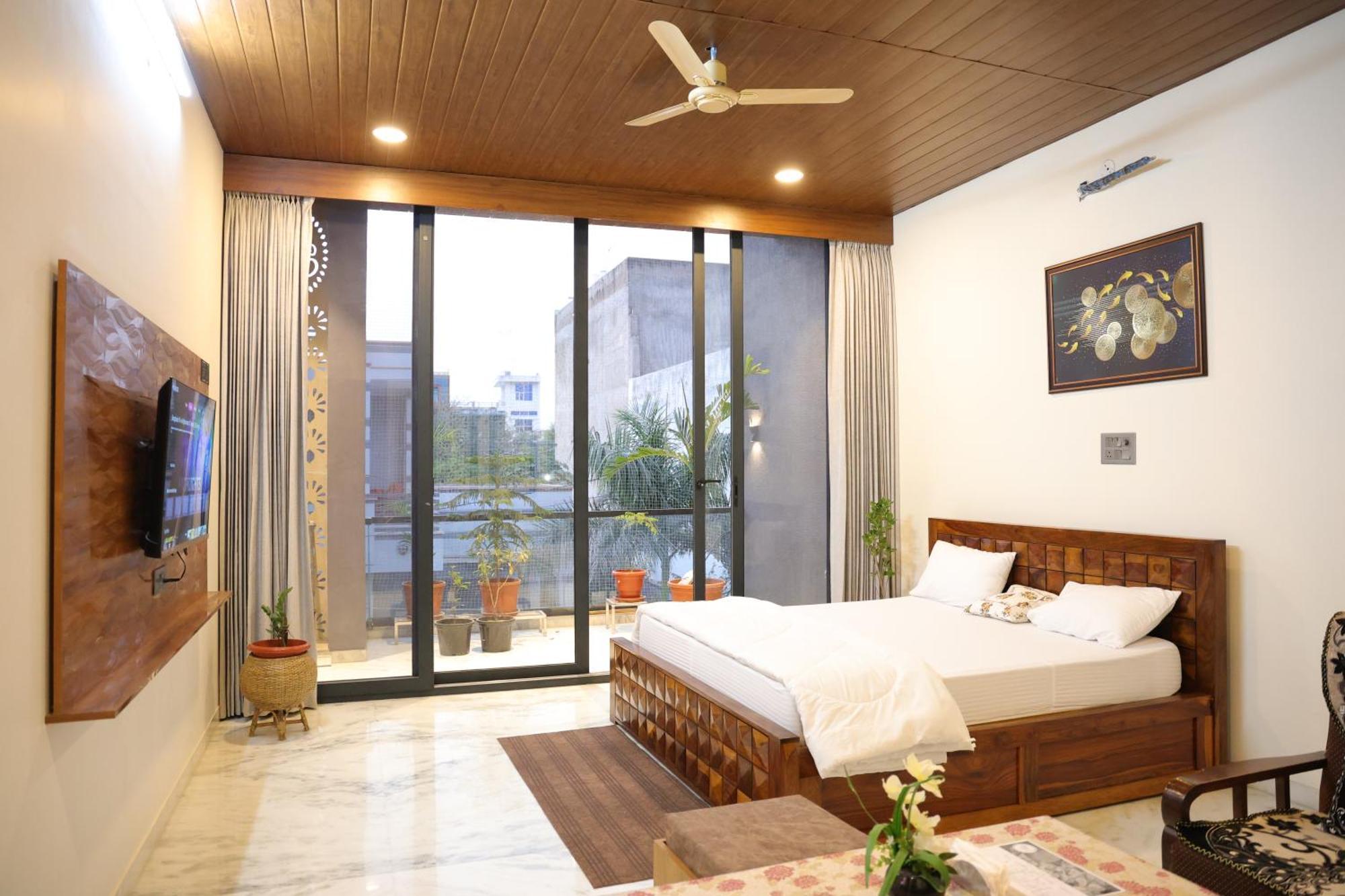 Amritam Palace A Luxury Ac Home Stay Ringas Exterior photo