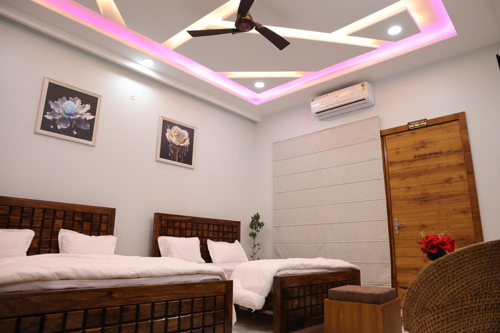 Amritam Palace A Luxury Ac Home Stay Ringas Exterior photo