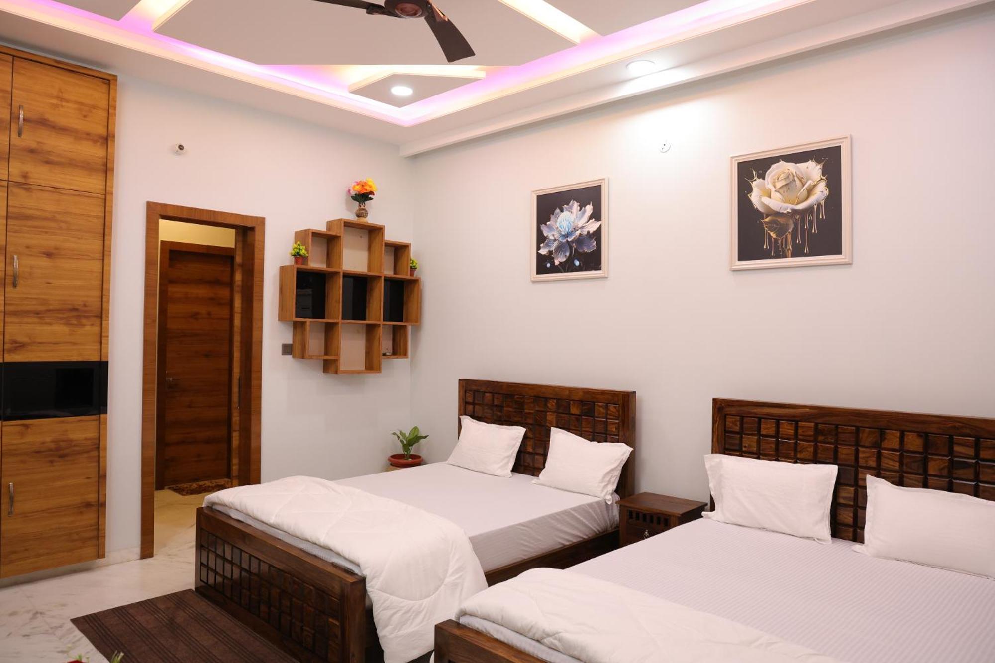 Amritam Palace A Luxury Ac Home Stay Ringas Exterior photo