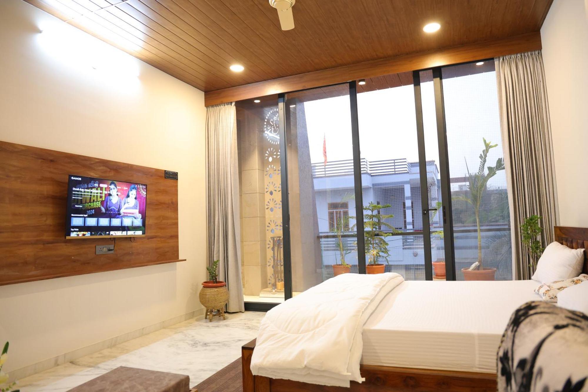 Amritam Palace A Luxury Ac Home Stay Ringas Exterior photo