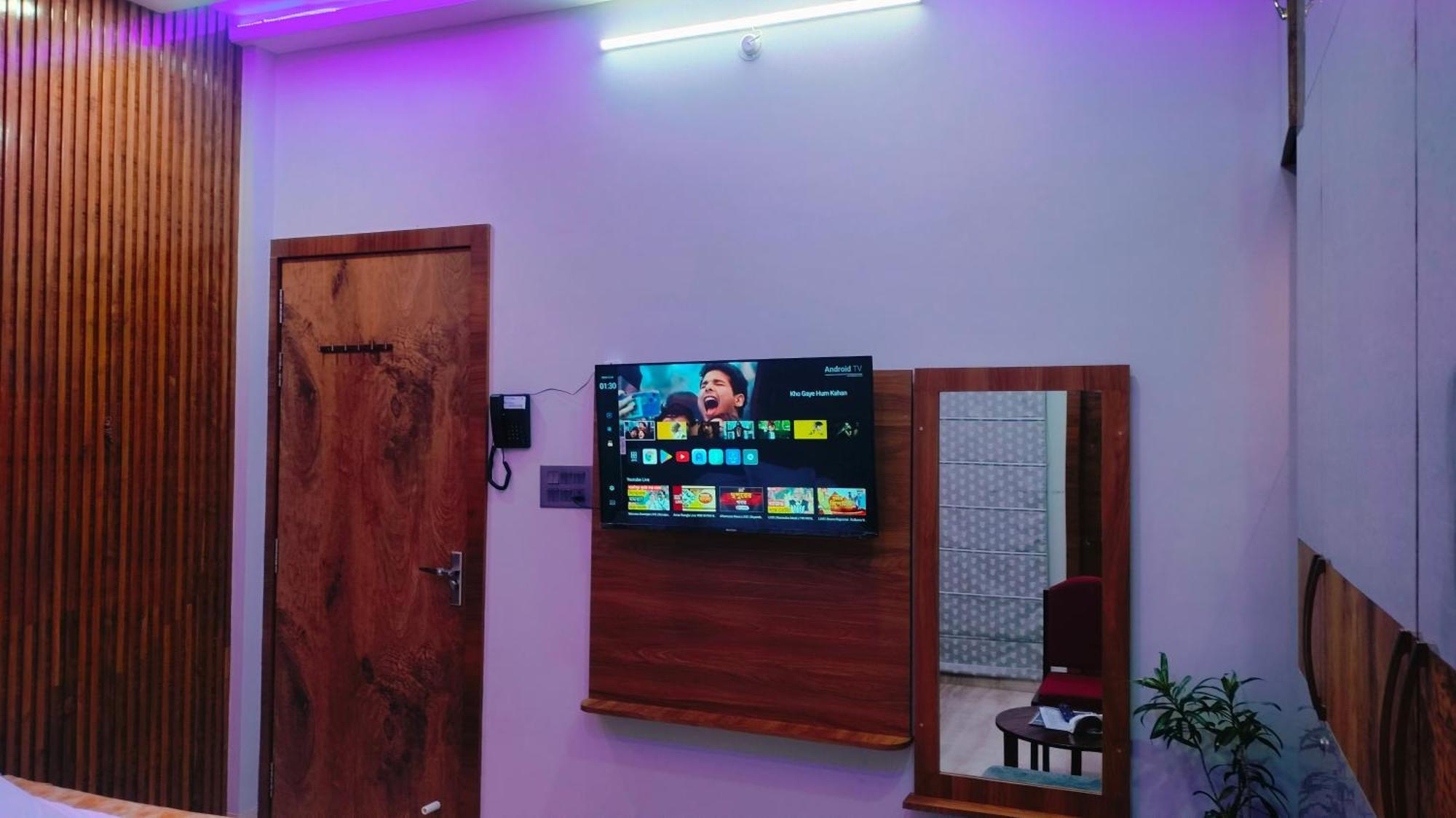 Amritam Palace A Luxury Ac Home Stay Ringas Exterior photo